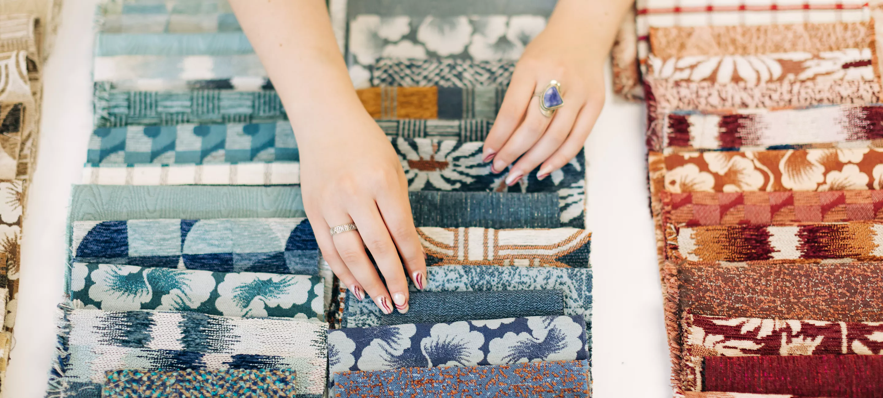 Anna Elisabeth Contract Collection with Crypton