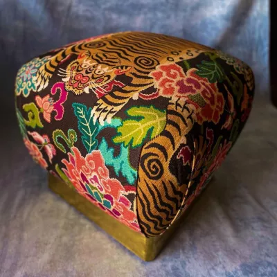 S5490 applied to an ottoman