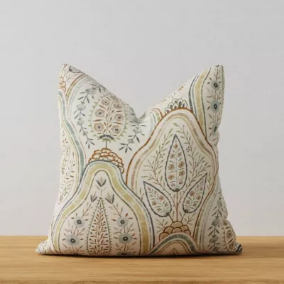 S6746 applied to a pillow