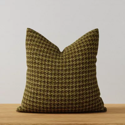 S6824 applied to a pillow