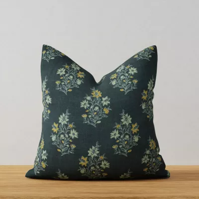 S6902 applied to a pillow