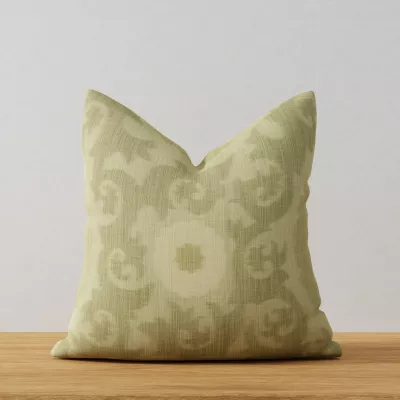 S7005 Sage applied to a pillow