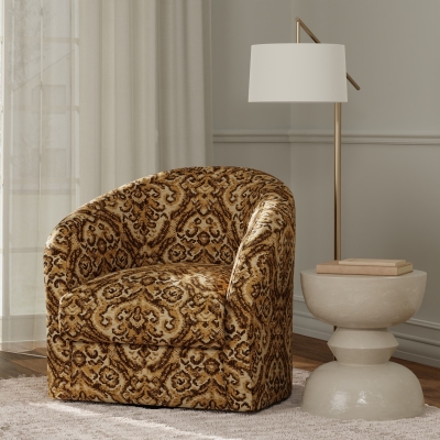 S7025 Nutmeg applied to a chair