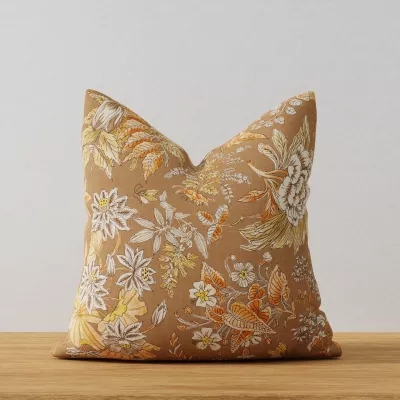 S7038 Outback applied to a pillow