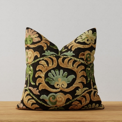 S7046 Vintage applied to a pillow