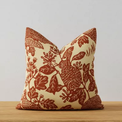 S7055 Desert applied to a pillow