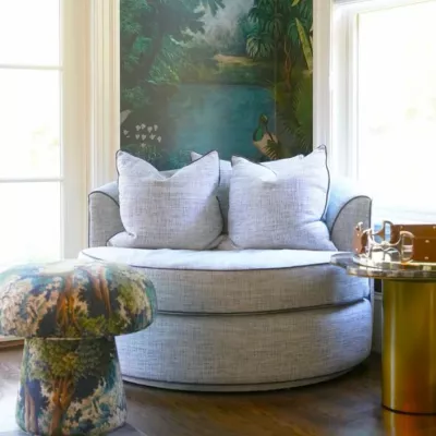 Stool in S7179 Forest