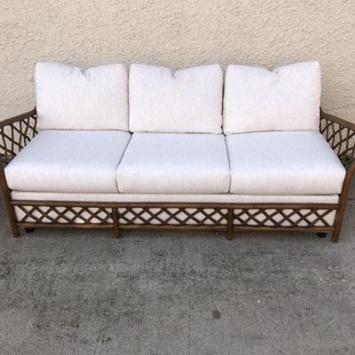 F2122 Cream